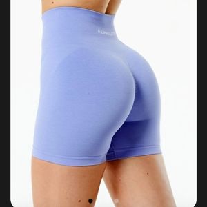 Alphalete Amify 4.5" Shorts Size Medium